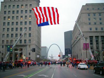 Starting line at 2003 St. Louis Marathon Relay