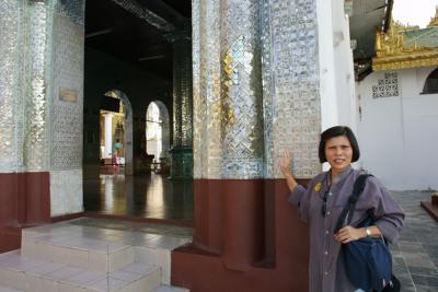 Glass-tiled temple in Shwedagon