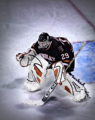 u36/jdanderson/medium/23766244.16813FindlayGoalieMirand.jpg