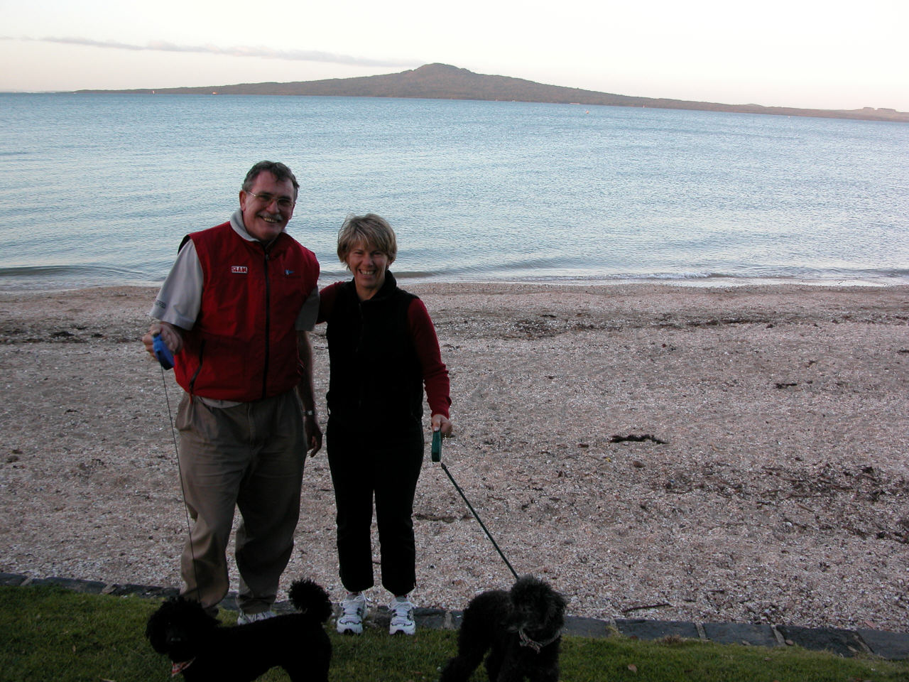 Ken & J in front of Rangitoto on Kohimarama Beach