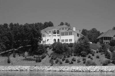 house_bw.jpg