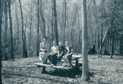 Mom, Jimmy, Dallas, Jo at Twin Falls