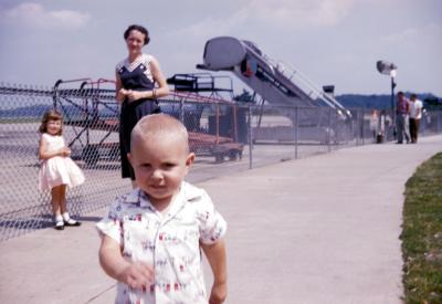 Jo, Mom and Dallas