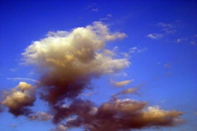 IMG_4099 CLOUDS cloned out dust and autolevel in ps.tif