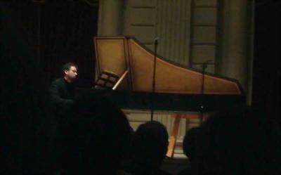 Richard Egarr playing the harpsichord (Suite in a kl.t. by John Blow)