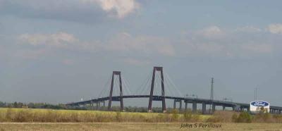 u36/jperilloux/medium/32173984.bridge.jpg