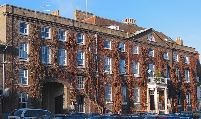 Angel Hotel 2