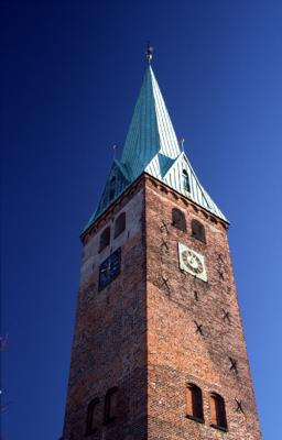 u36/lcarlsen/medium/40379398.heDAN599_Church_Elsinore.jpg