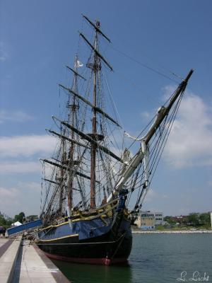 u36/lloydl/medium/32387350.HMSBounty064.jpg