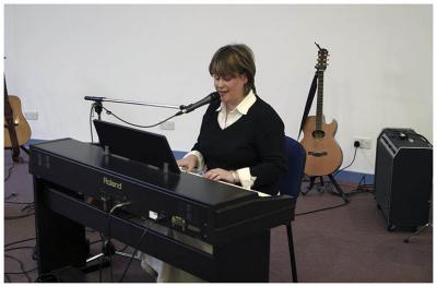 u36/merrillmorrow/medium/34512874.DonnaKeyboards.jpg