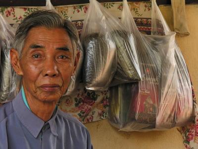 Coffee and Tea Merchant - Southern Laos