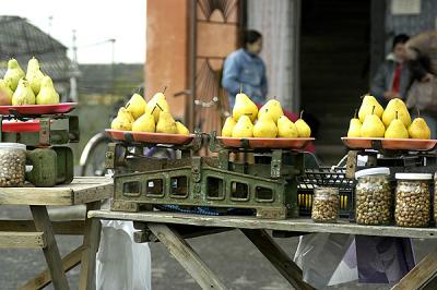 farm stand - road to rakhiv