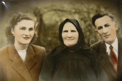 maria, her grandmother & her father