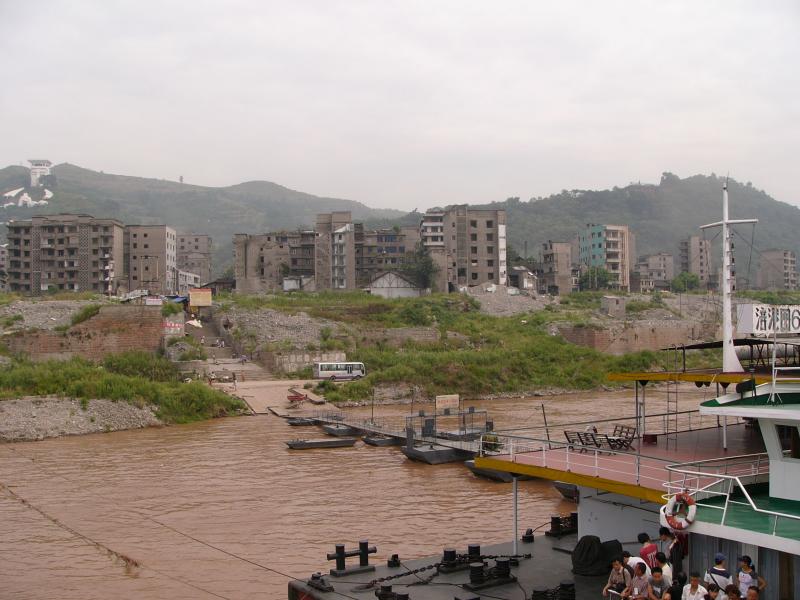 ...Town >>