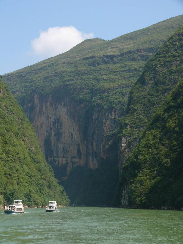 Back to the Lesser Three Gorges