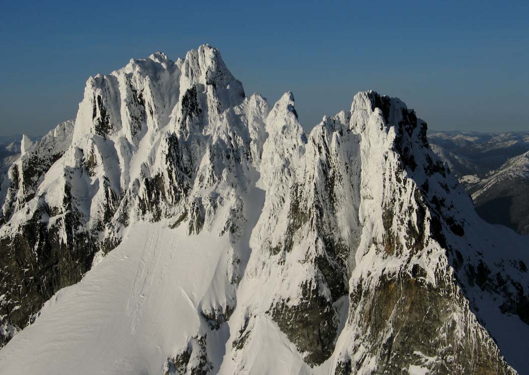 Redoubt, Upper S Face (Redoubt020805-067adj.jpg)