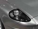 Aston-Martin Vanquish<br>Silver eye