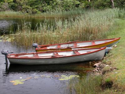 Boats at Kylemore Lough - Kylemore Abbey (Co. Galway)