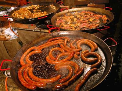 Hungarian sausages (kolbsz) and other specialties at Vorosmarty christmas fair