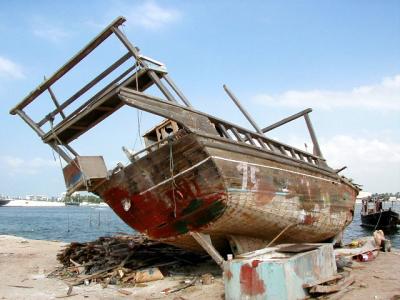 Old dead dhow waiting for fixing.