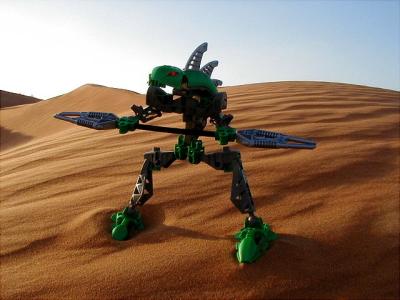 u36/pinicola/medium/24474604.alien.jpg
