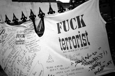 T-shirt at 'ground zero', in memorial of the terrorism attack in 2002