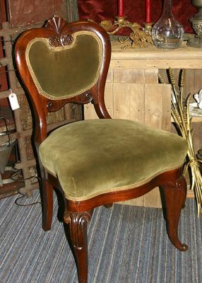 chair03.jpg