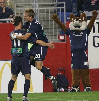 GV3B0306noonantwellman.jpg