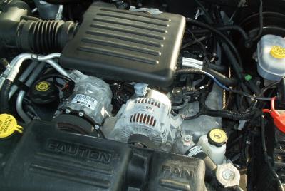 Im001113- 4.7 Engine (before Cold Air Intake)