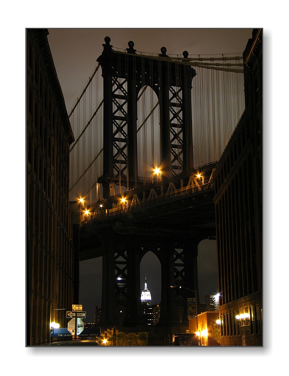 <b>Manhattan Bridge</b><br><font size=2>Brooklyn, NY