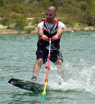 u36/shogo71/medium/32271595.MarioWakeboardv2.jpg
