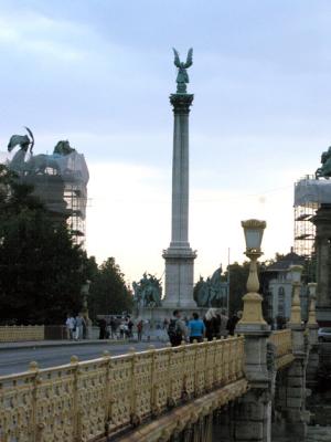 Entrance to the City Park (Varosliget)