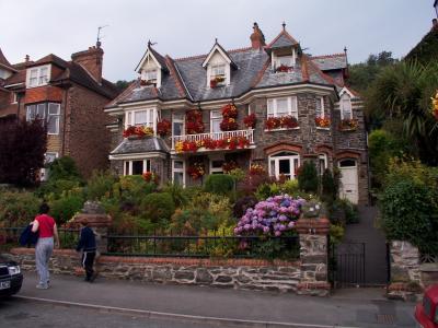 Lynton Flowery Hotel