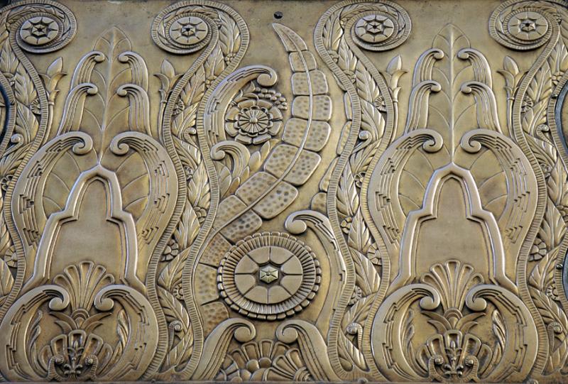 Building Decoration</b><BR><FONT size=2>by Harry Behret