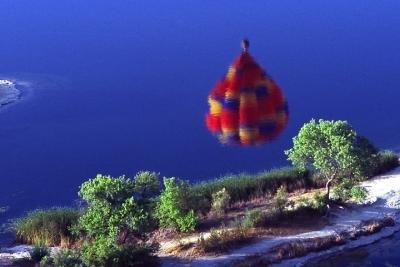 Hot Air Balloon by Bobby Tan