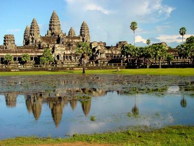 Reflections of Angkor Wat by Alec Ee