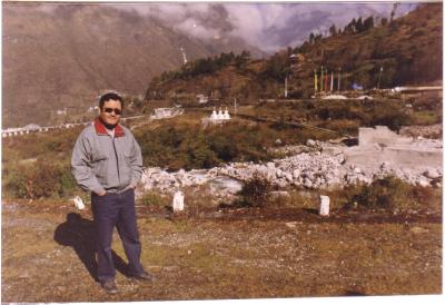 u36/subroto_sen/medium/34512078.Morning_Lachung.jpg