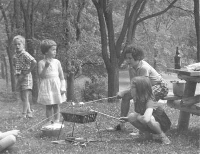 Michael and Kathy Wylie Mary Joan and Ann at Hoyt Park