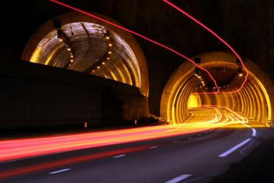 Tunnel en direction de l'Italie - tunels toward italy