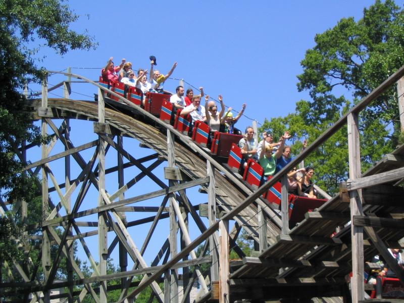 Zipping Pippin2.jpg