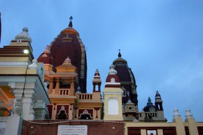 So many small mantaps, Birla Mandir, Delhi