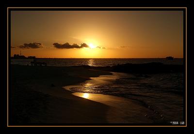 Sunset in Cancun...