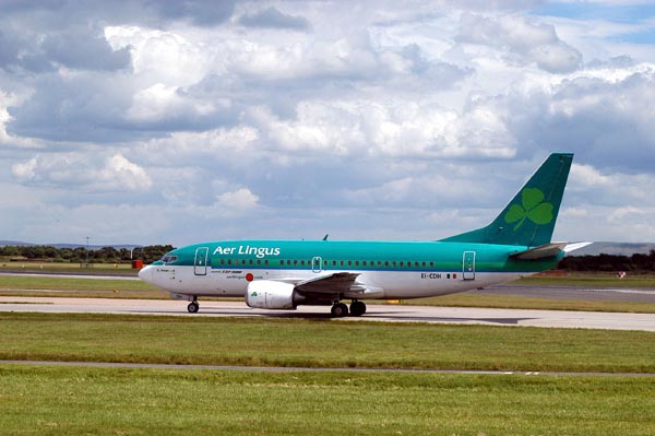 Aer Lingus 737 at Manchester (MAN)