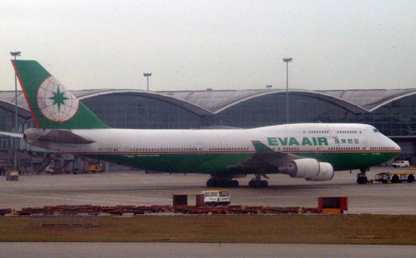 Eva Air 747 at HKG