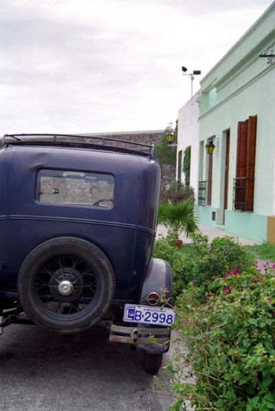 Old Ford in Colonia