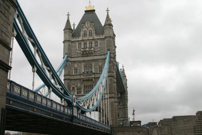 Tower Bridge 1.jpg