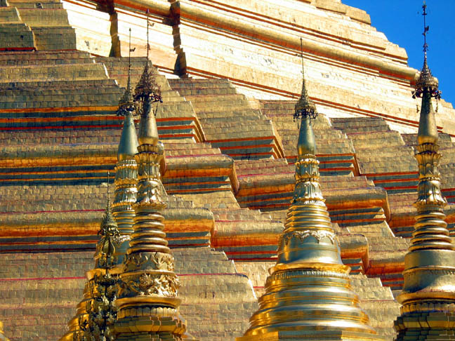 Shwedagon Paya.