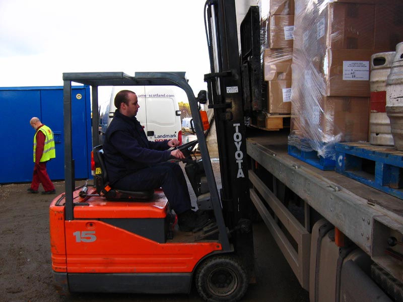 Gordie loading Highland Haulage Lorry bound for Edinburgh.jpg