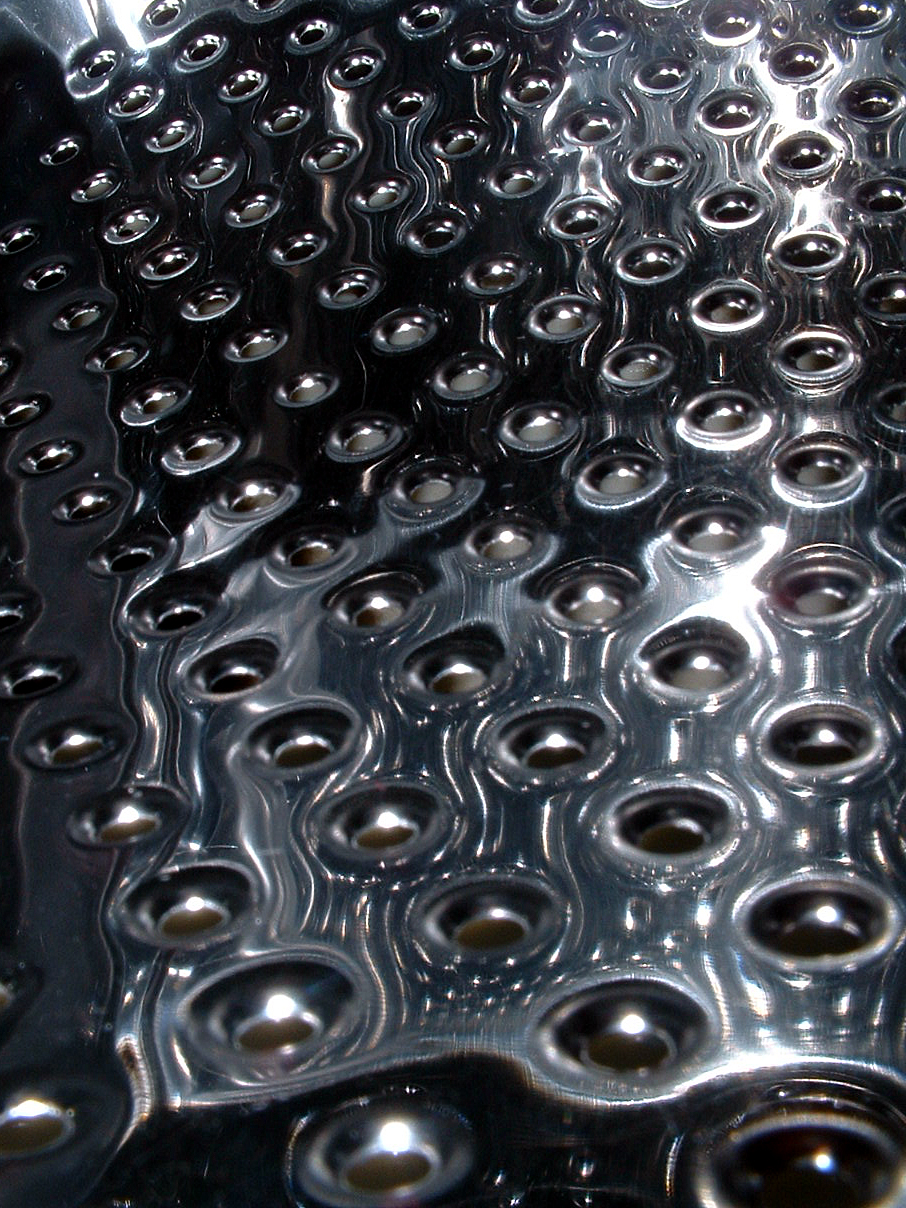 December 10 2003:<br>Clean Metal