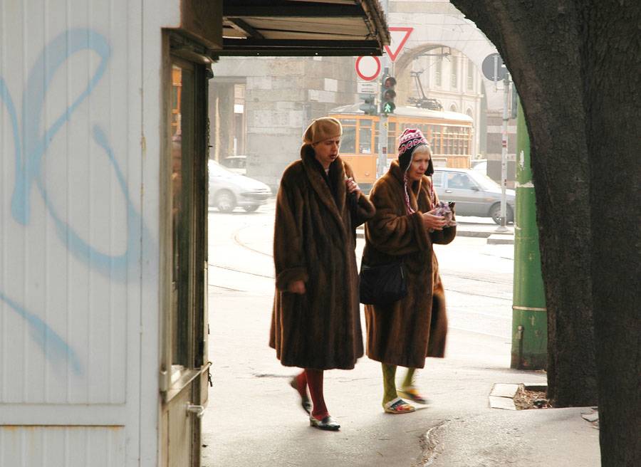 Fur coat and sandals!!!